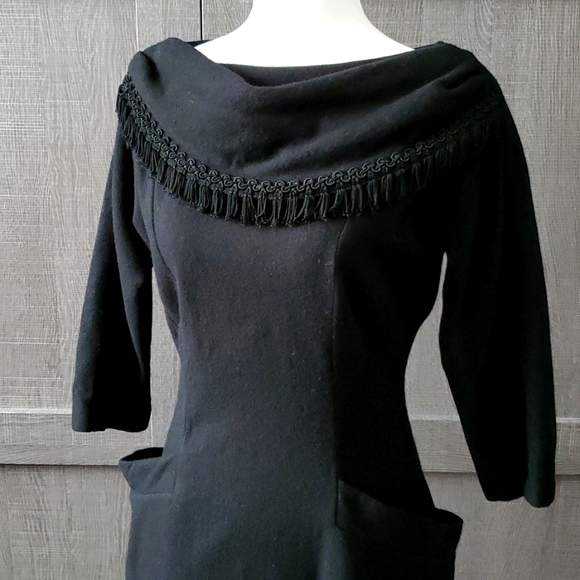 VINTAGE Wool Wiggle Dress - Picture 2 of 9